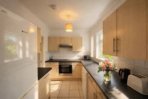 Photo 18- click for photo gallery